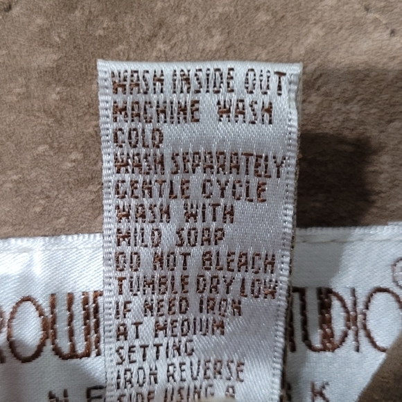 Suede Leather Jacket 🧥 - Picture 12 of 12